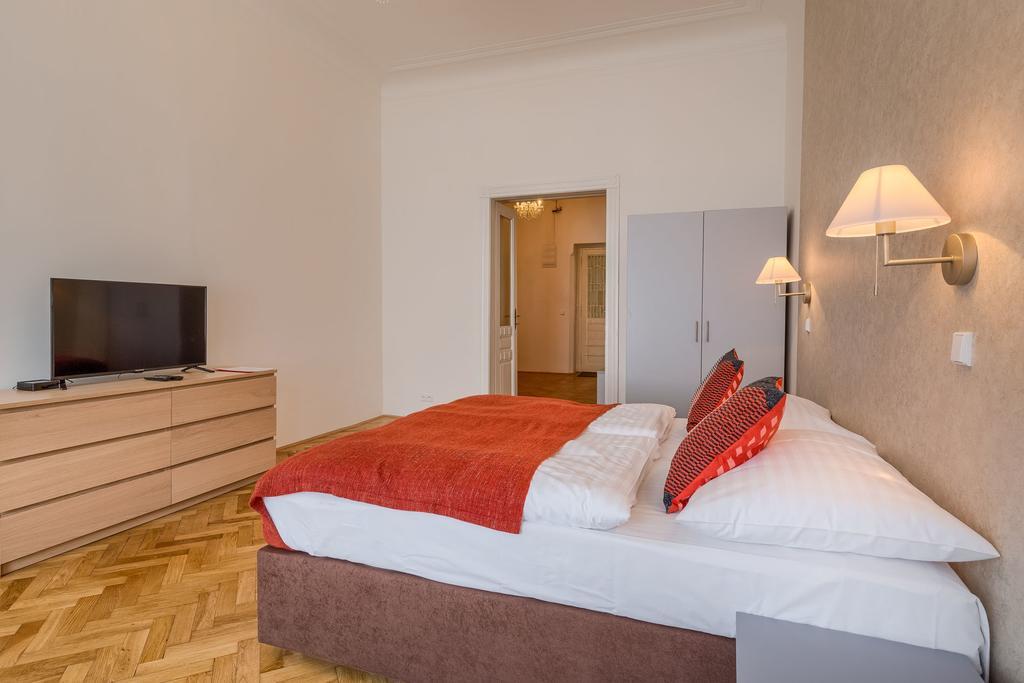 Apartments 39 Wenceslas Square Prag Exterior foto